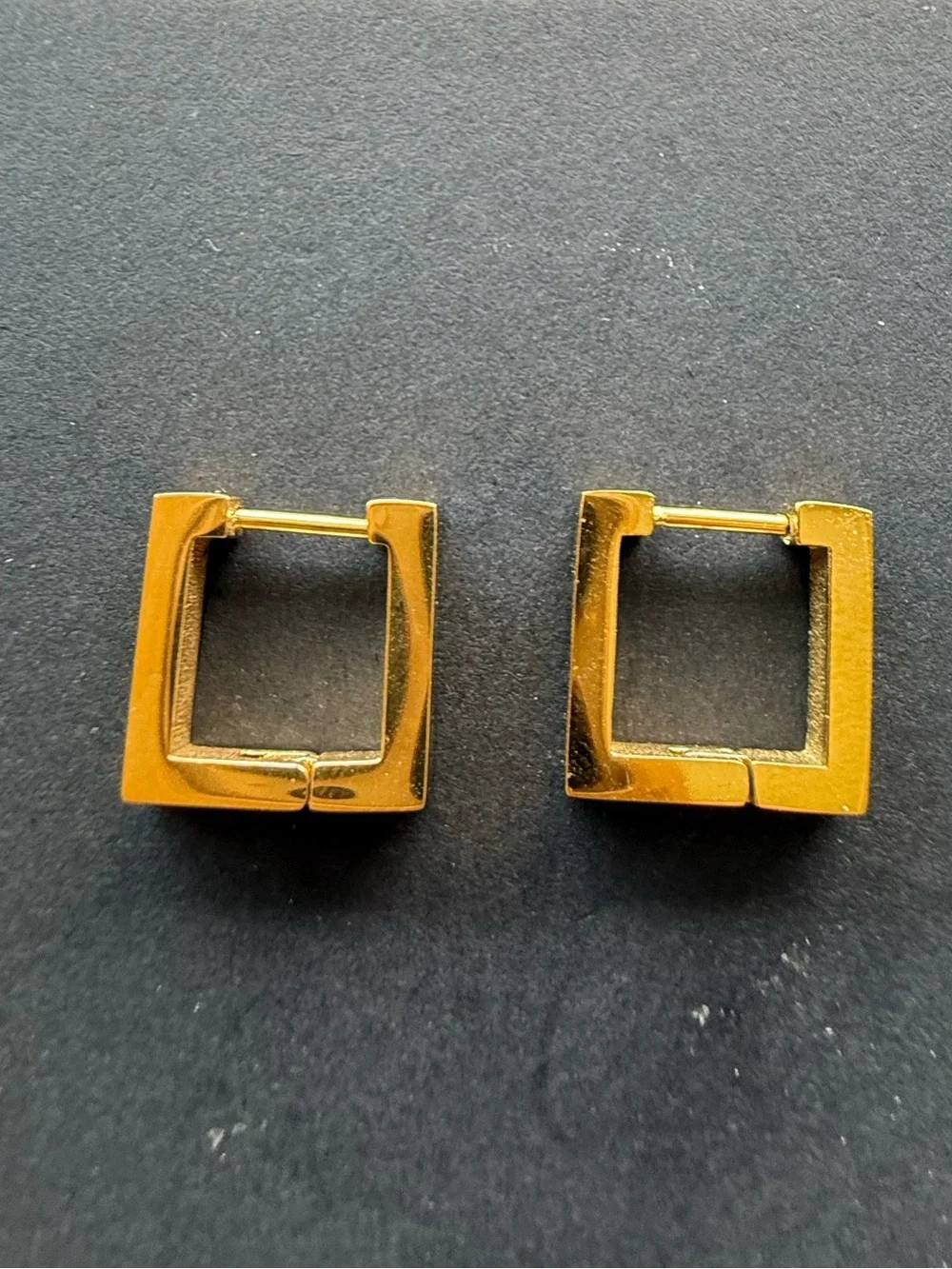 14k Gold-Filled Square Hoop Earrings